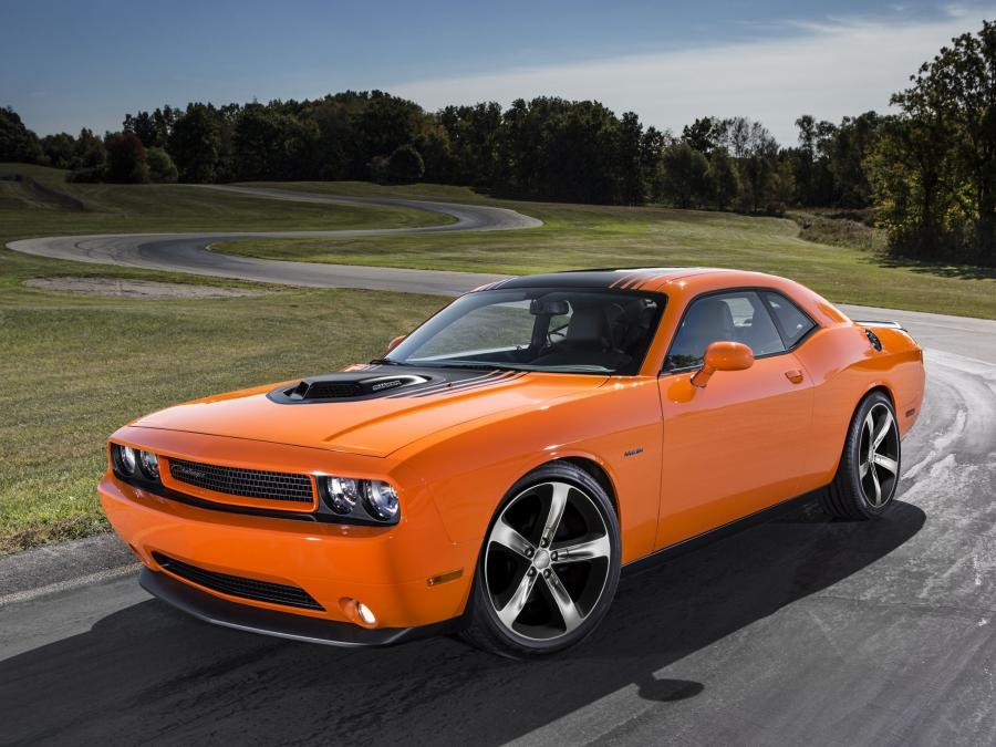  Dodge Challenger R/T Shaker 2014 года  (фото 4 из 18)